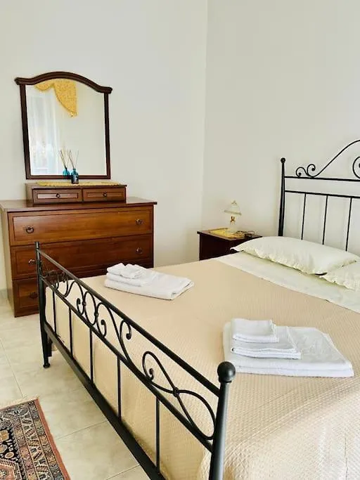 La Casa Di Biu Apartment Gela 0*,